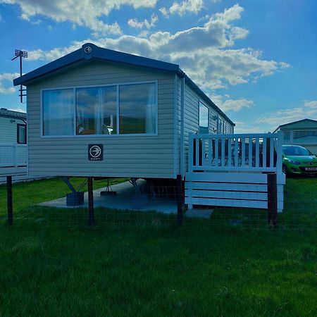 M&C Caravan Hire Sunnysands Barmouth Exterior photo