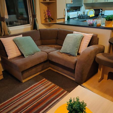 M&C Caravan Hire Sunnysands Barmouth Exterior photo