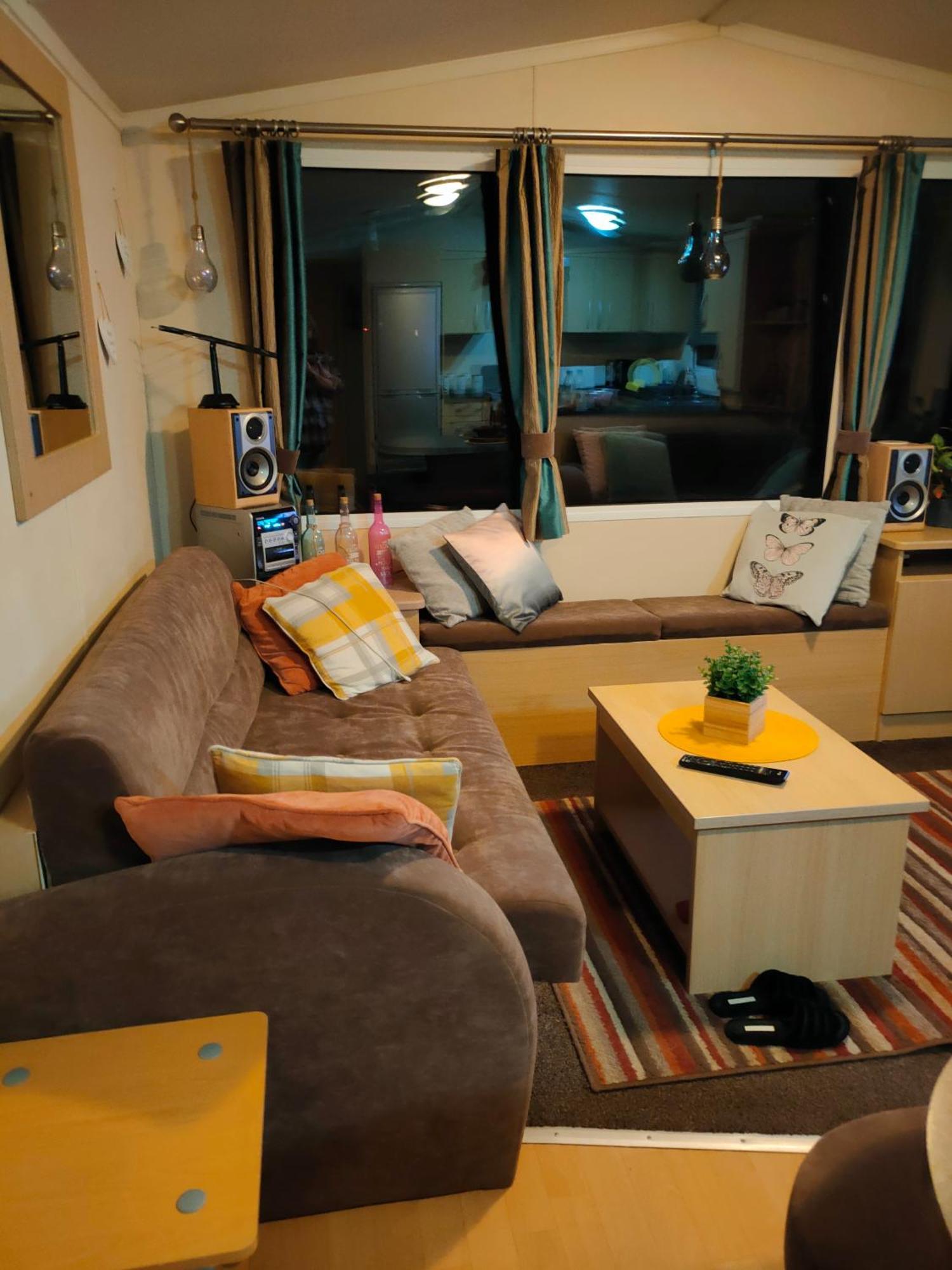 M&C Caravan Hire Sunnysands Barmouth Exterior photo